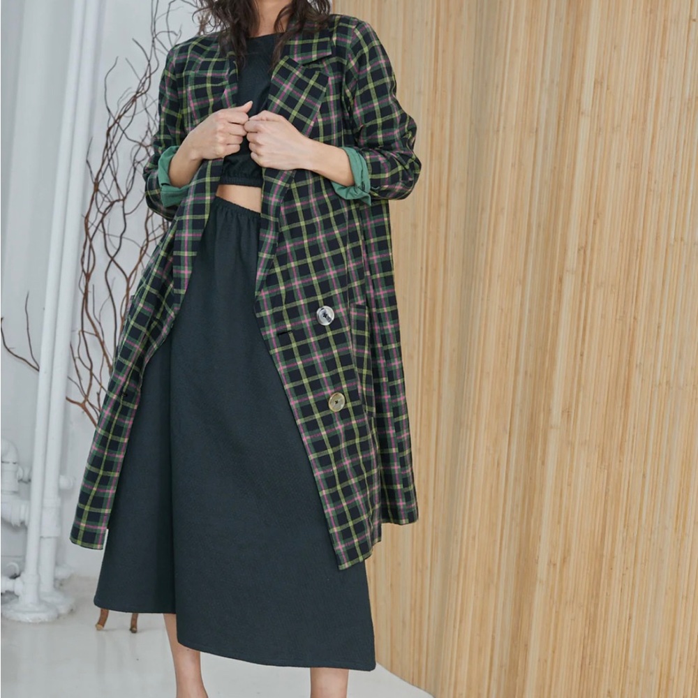 Rujuta Sheri Barney trench coat. XS NWT